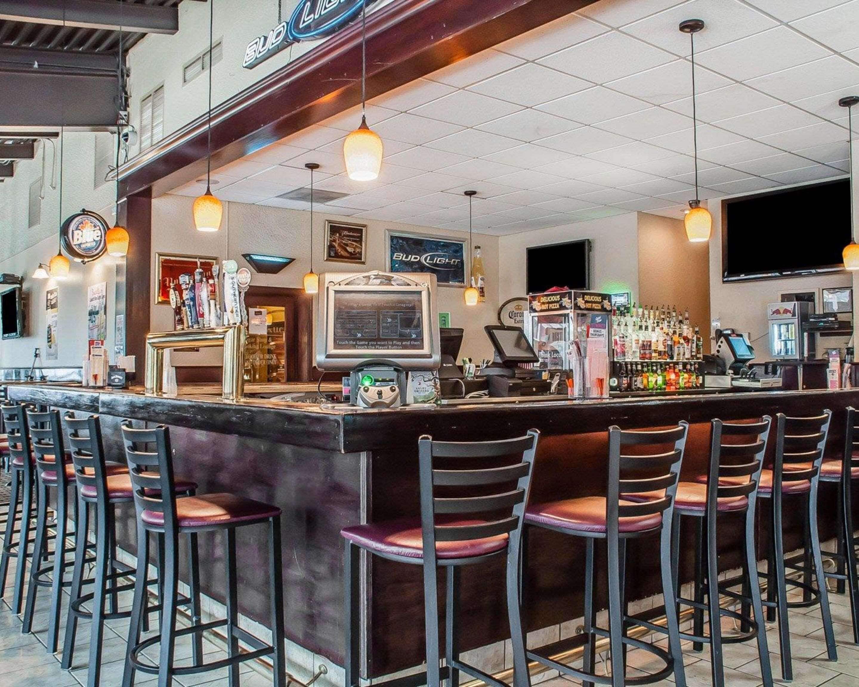 Photo - Quality Hotel & Suites At The Falls