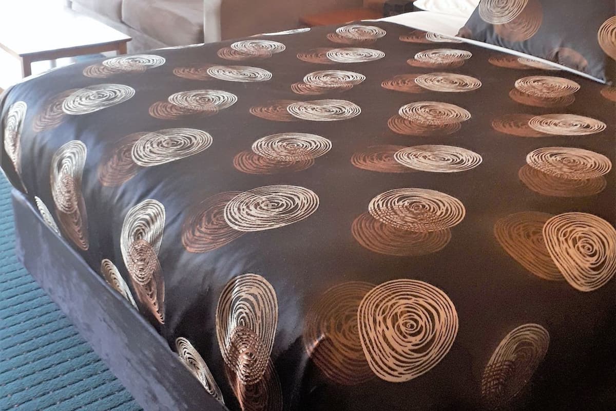 Minibar, Schreibtisch, laptopgeeigneter Arbeitsplatz