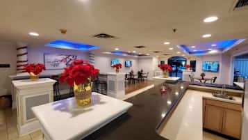 Free daily self-serve breakfast