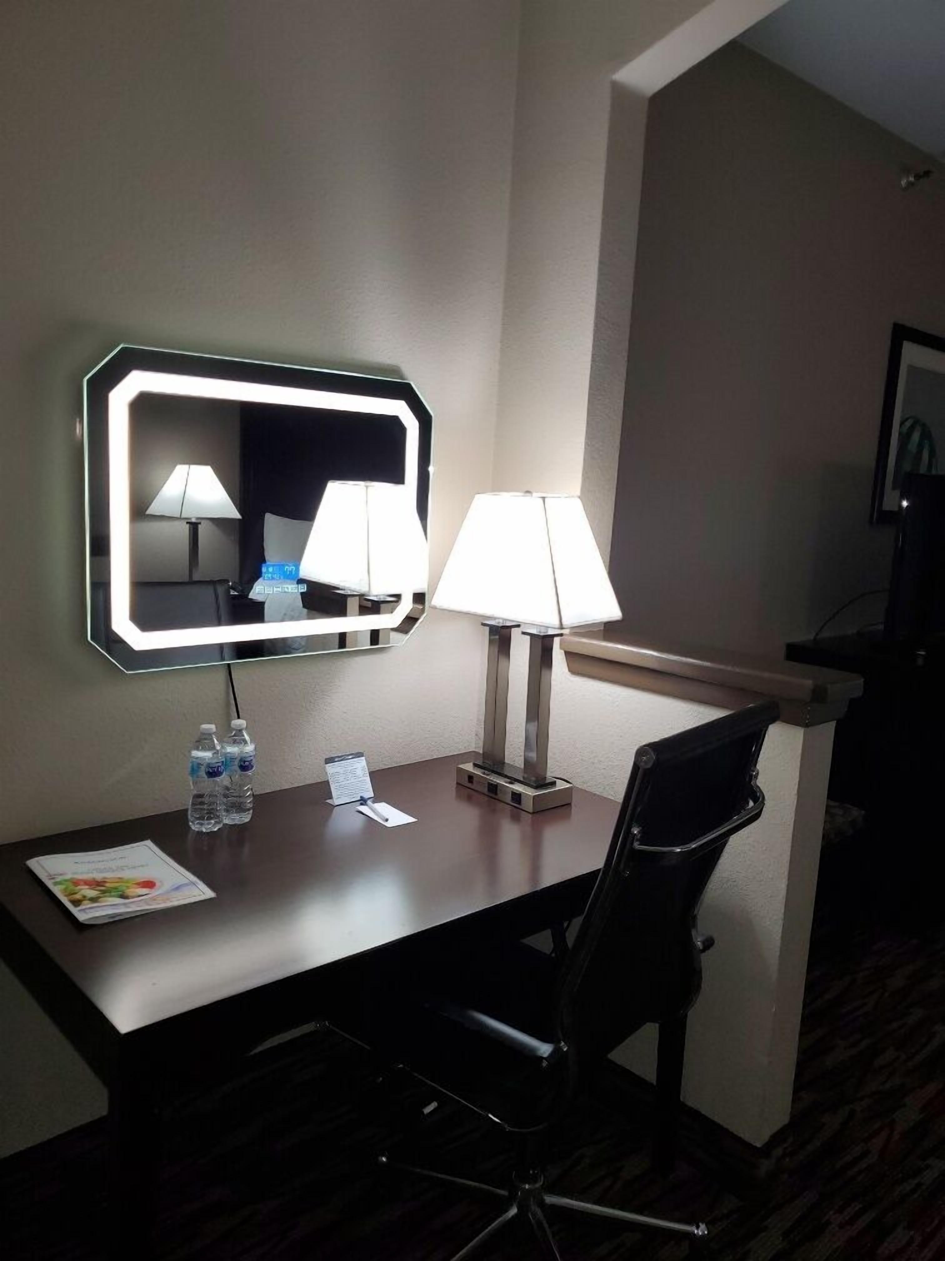 1 bedroom, premium bedding, desk, blackout curtains