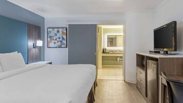 Habitación estándar, 1 cama King size, con acceso para personas discapacitadas | Ropa de cama hipoalergénica y caja de seguridad en la habitación