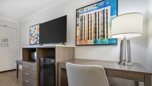 Standard Room, 1 King Bed, Non Smoking, Refrigerator & Microwave