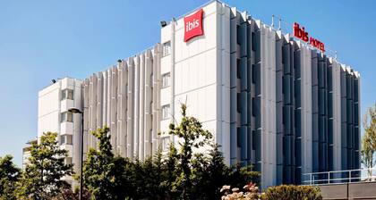 ibis Lyon Est Bron