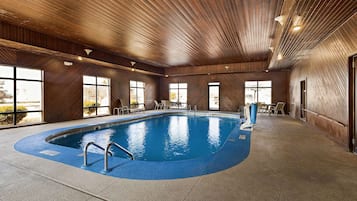 Indoor pool, pool loungers