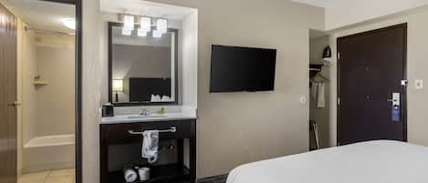 Chambre Standard, 1 trÚs grand lit, non-fumeur, réfrigérateur et four à micro-ondes | Literie de qualité, bureau, espace de travail pour ordinateurs portables