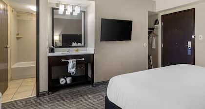 Best Western Plus Jonesboro Inn and Suites