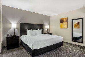 Chambre Standard, 1 très grand lit, non-fumeurs, réfrigérateur et four à micro-ondes | Literie de qualité supérieure, bureau