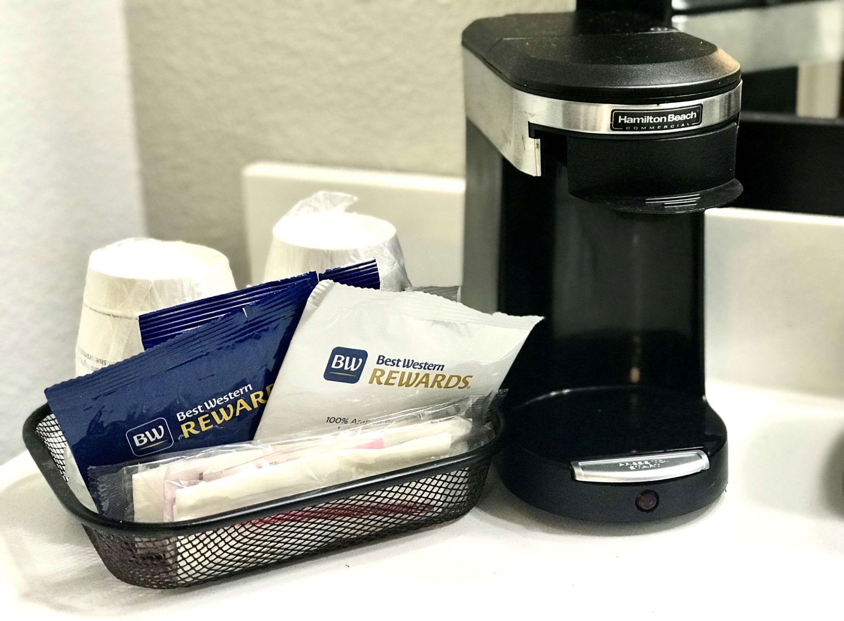 Kaffe og/eller kaffemaskine