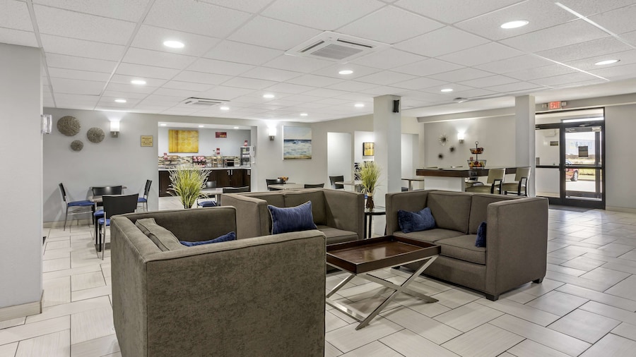 Best Western Plus Jonesboro Inn and Suites
