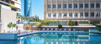 ホテル マドリード チャマルティン アフィリアテッド バイ メリア