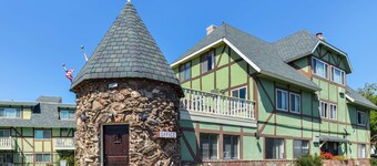 Svendsgaard's Danish Lodge Americas Best Value Inn
