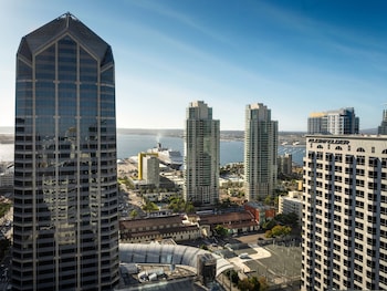 Beach nearby, white sand at The Westin San Diego Bayview