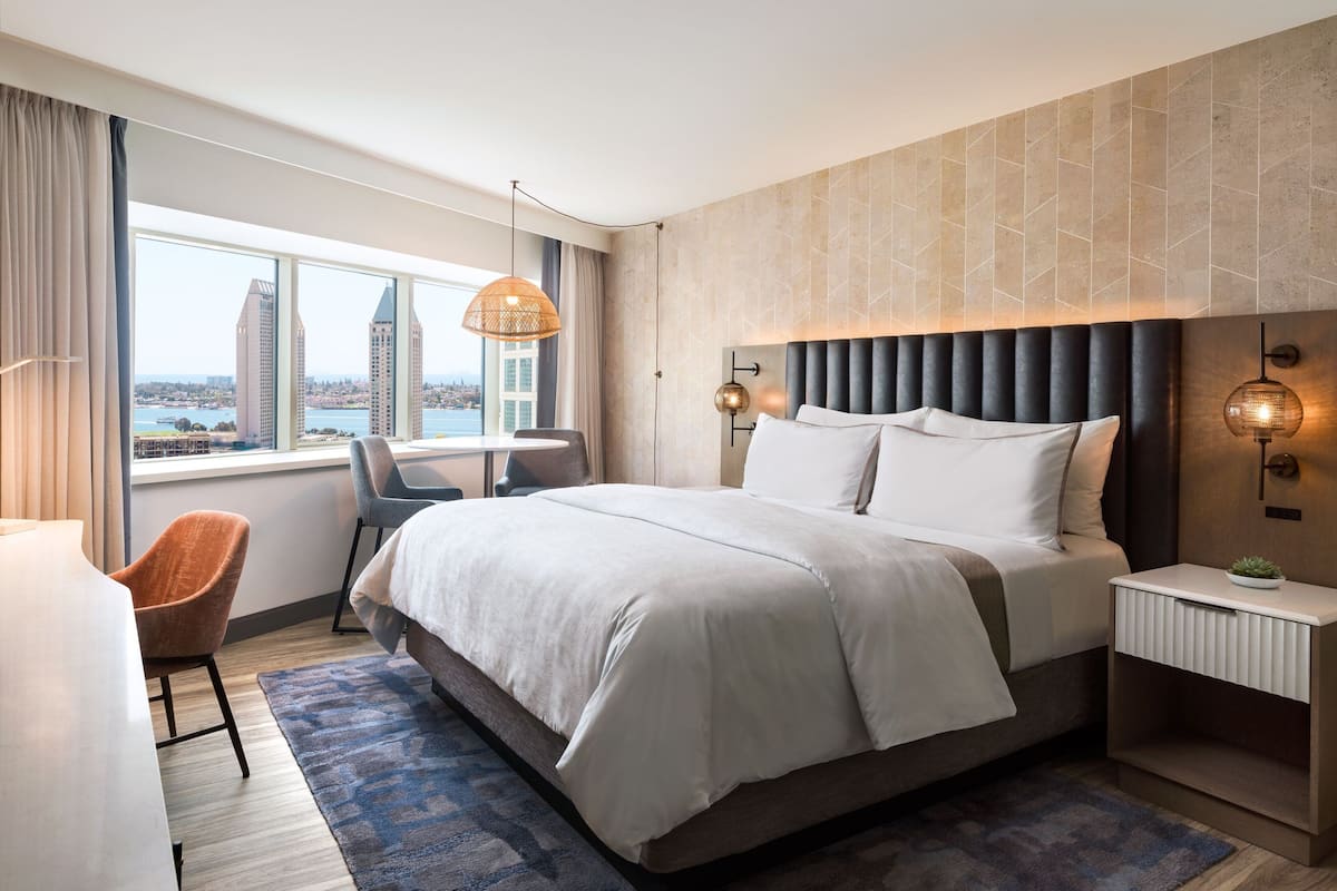1 bedroom, premium bedding, pillow-top beds, in-room safe