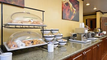 Free daily continental breakfast