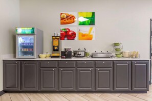 Petit déjeuner buffet compris tous les jours