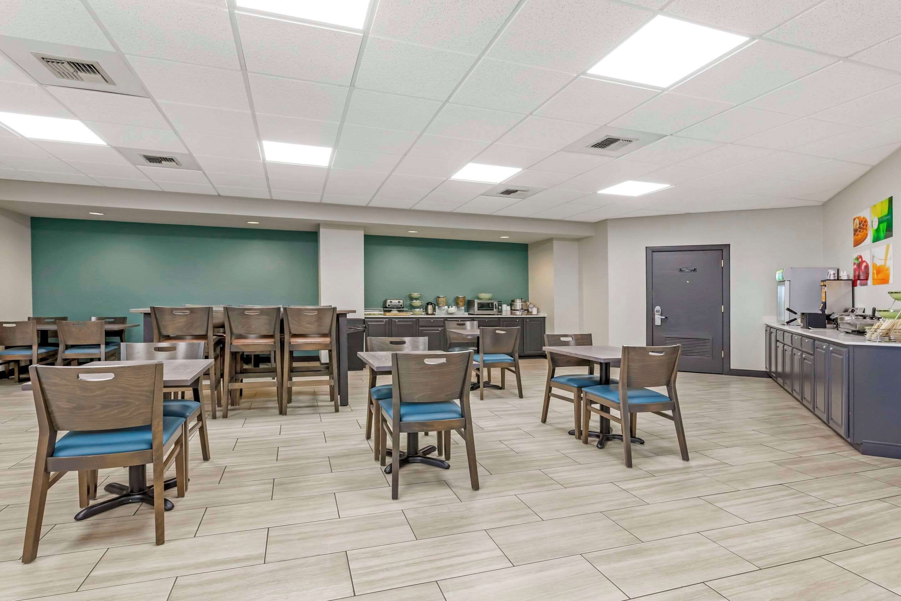 Ilmainen päivittäinen buffetaamiainen 