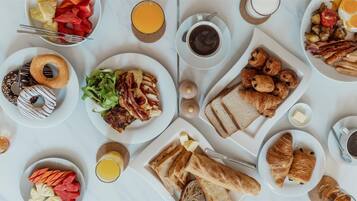 Daily buffet breakfast for a fee