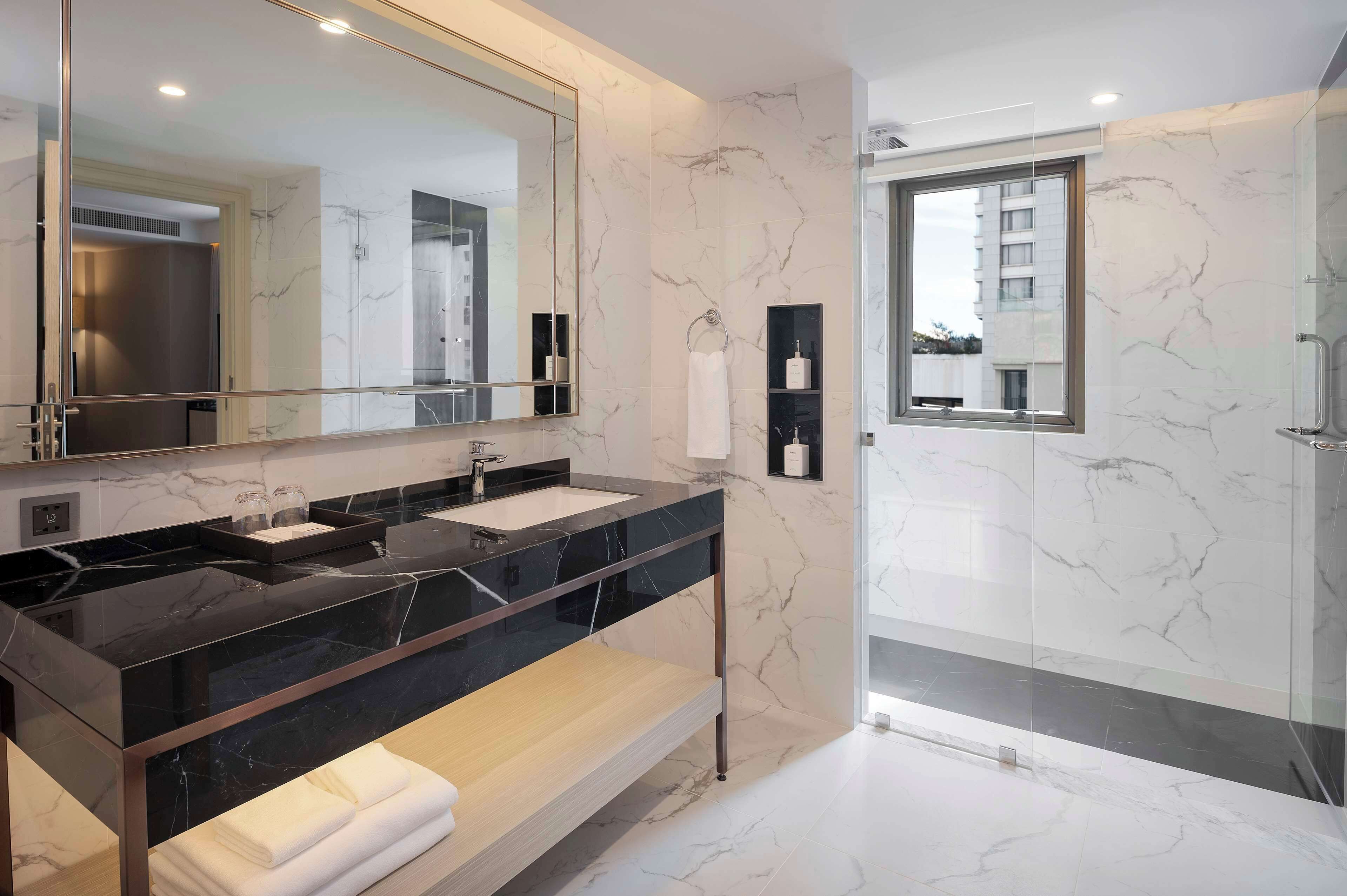 superior room | bathroom | hair dryer, bathrobes, slippers, towels