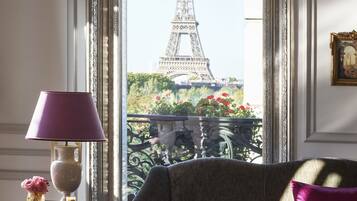 Suite Eiffel | View from room