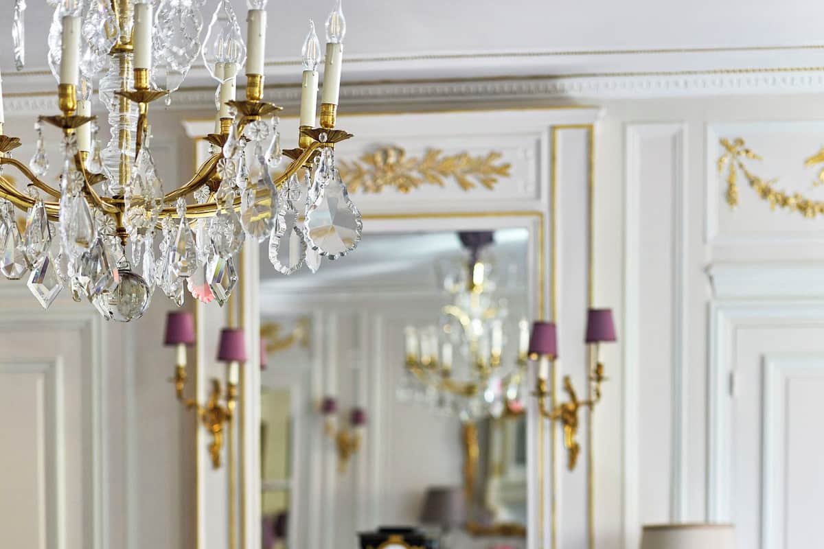 Suite Prestige Vue Avenue Montaigne avec Balcon | Premium bedding, pillowtop beds, minibar, in-room safe