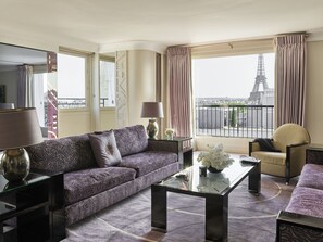 Suite Eiffel | Coin séjour