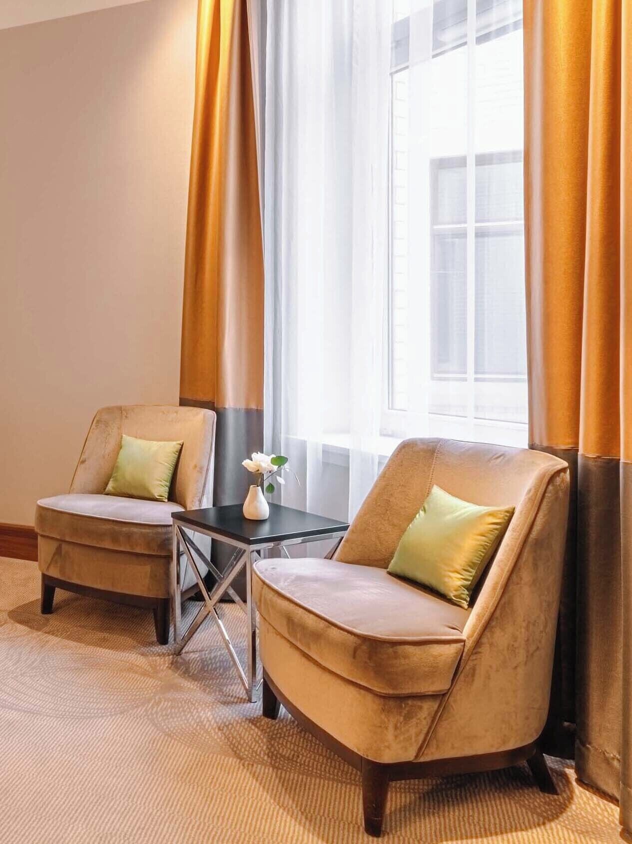 1 bedroom, hypo-allergenic bedding, tempur-pedic beds, in-room safe