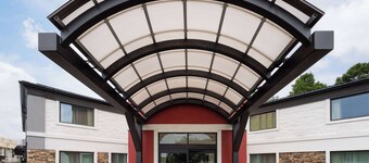 La Quinta Inn by Wyndham Buffalo Airport