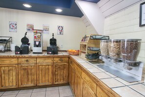 Free daily continental breakfast