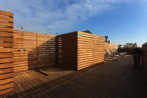 Sundeck