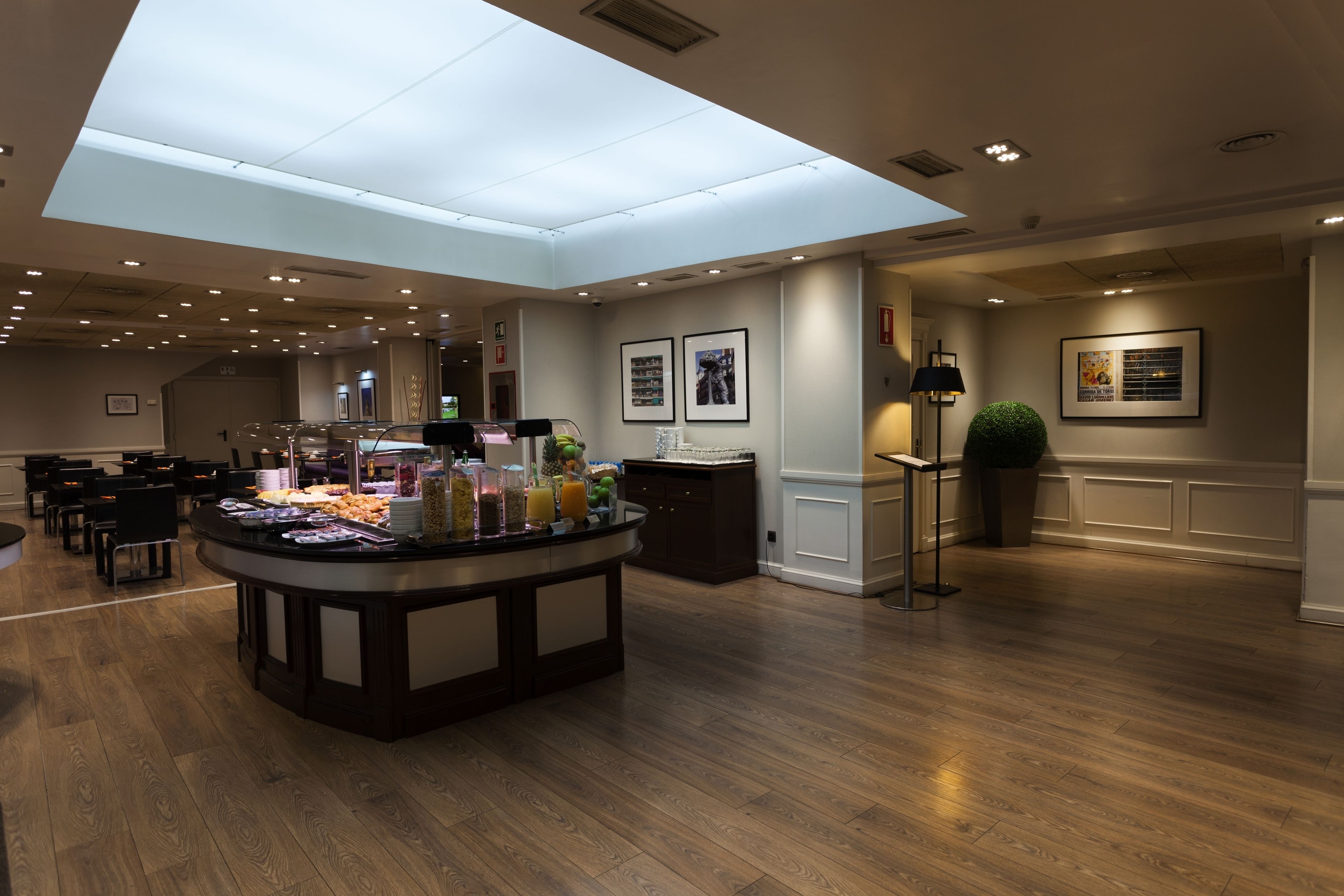 Daily buffet breakfast (EUR 12 per person)