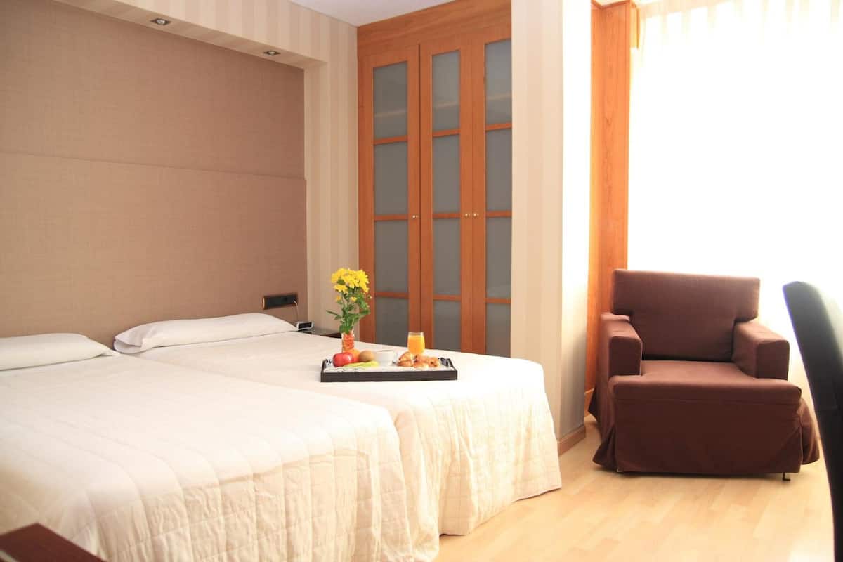 in-room safe, desk, iron/ironing board, free wifi