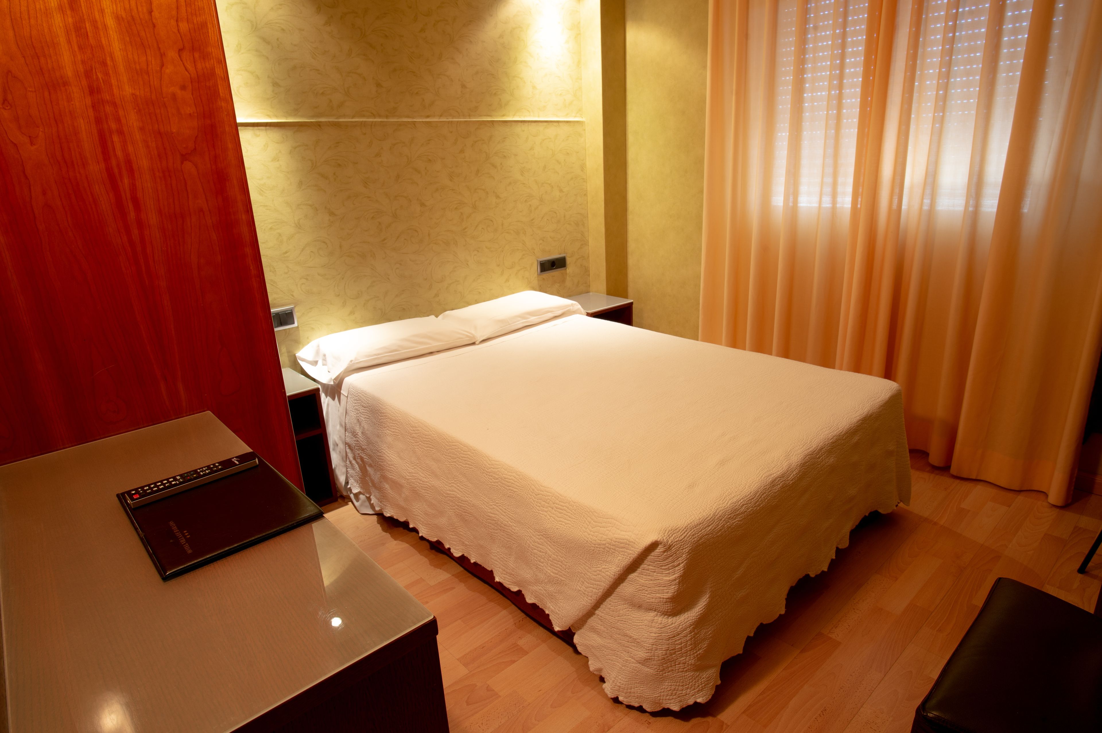 in-room safe, desk, iron/ironing board, free wifi