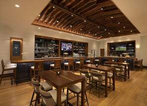 6 restaurants; breakfast, lunch and dinner served  - The Resort at Longboat Key Club (Longboat Key)