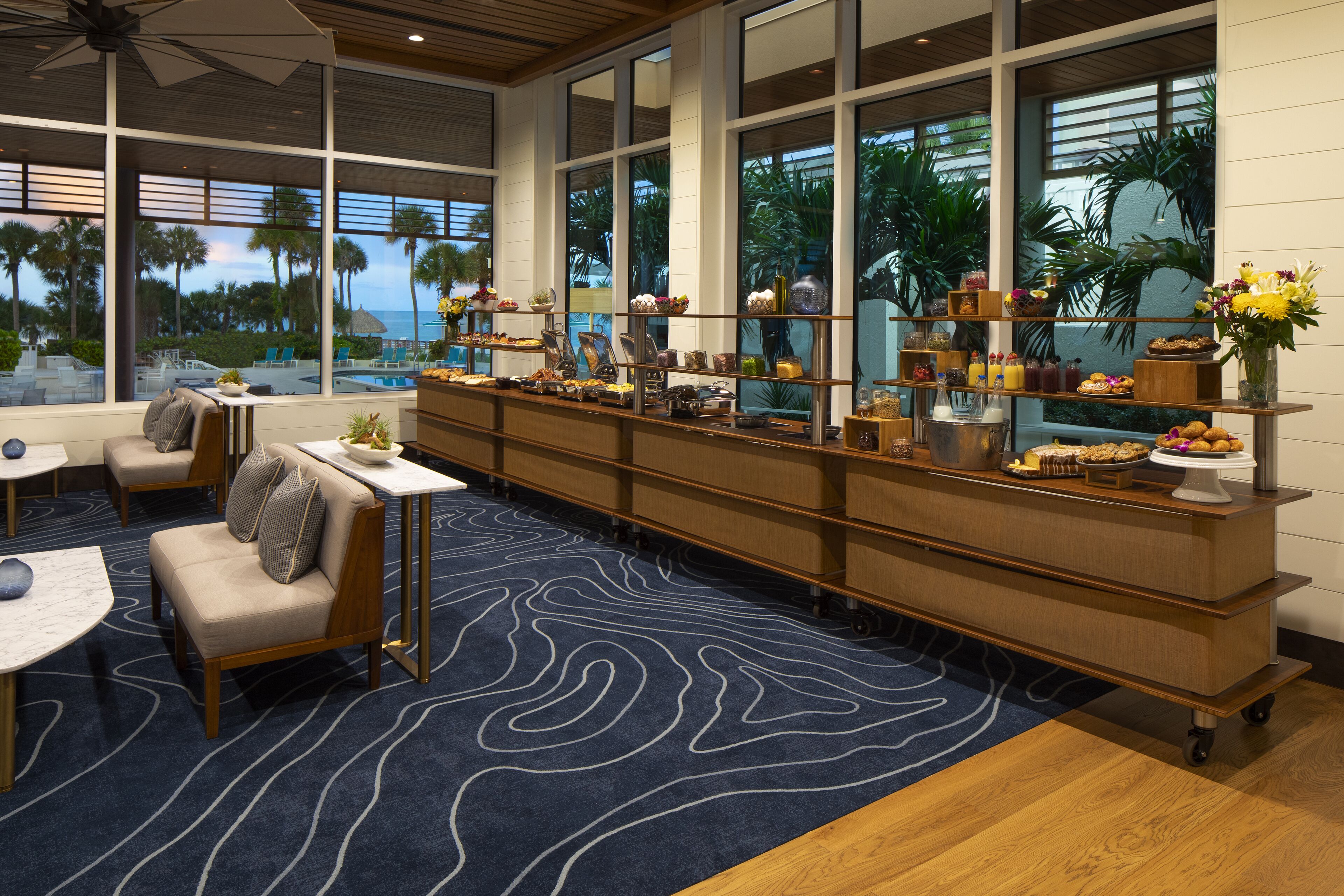 6 restaurants, breakfast, lunch, dinner served; italian cuisine