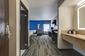 Bureau, fer et planche à repasser, Wi-Fi gratuit, draps fournis