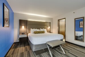 1 室のベッドルーム、デスク、アイロン / アイロン台、WiFi (無料)