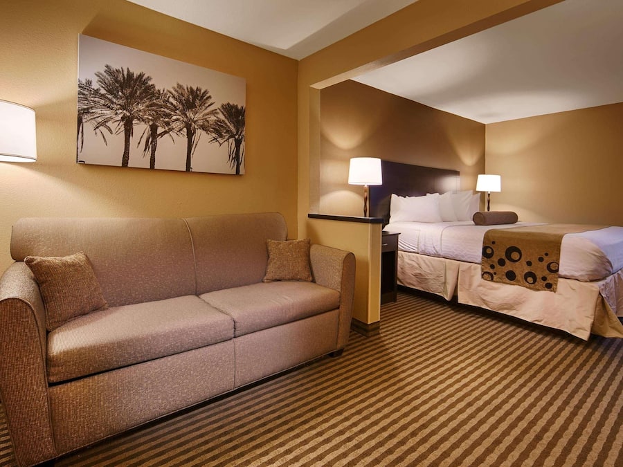 Single Room, 1 King Bed, Ensuite