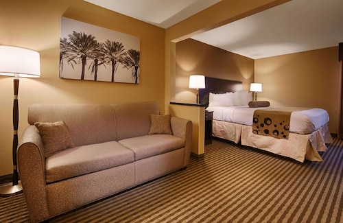 Best Western Plus Mishawaka Inn