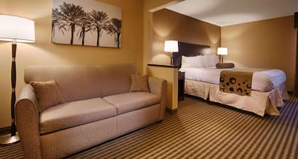 Best Western Plus Mishawaka Inn