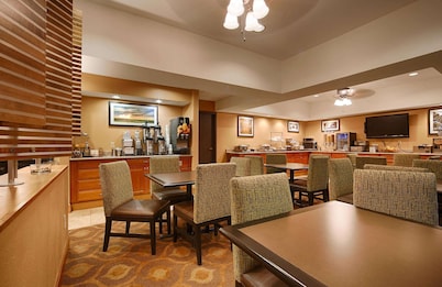 Mishawaka Inn