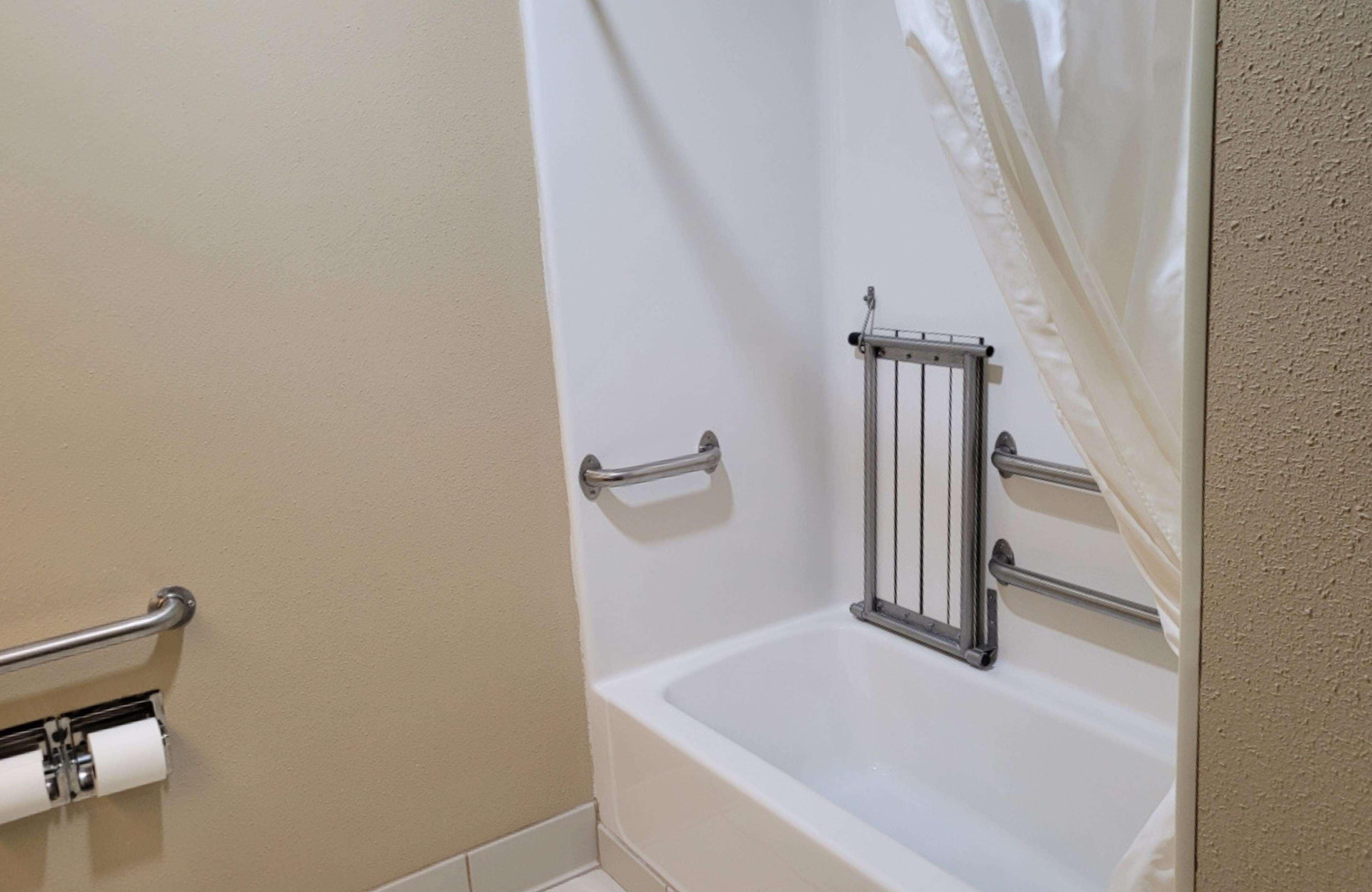 Chambre Simple, accessible aux personnes à mobilité réduite | Coffres-forts dans les chambres, fer et planche à repasser