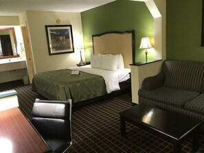 Bàn, bàn ủi/dụng cụ ủi quần áo, truy cập Internet không dây miễn phí