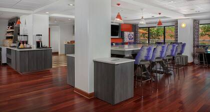 Hampton Inn Clemson-University Area