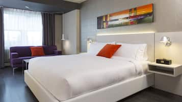 Superior Room, 1 King Bed | Egyptian cotton sheets, premium bedding, pillowtop beds, in-room safe