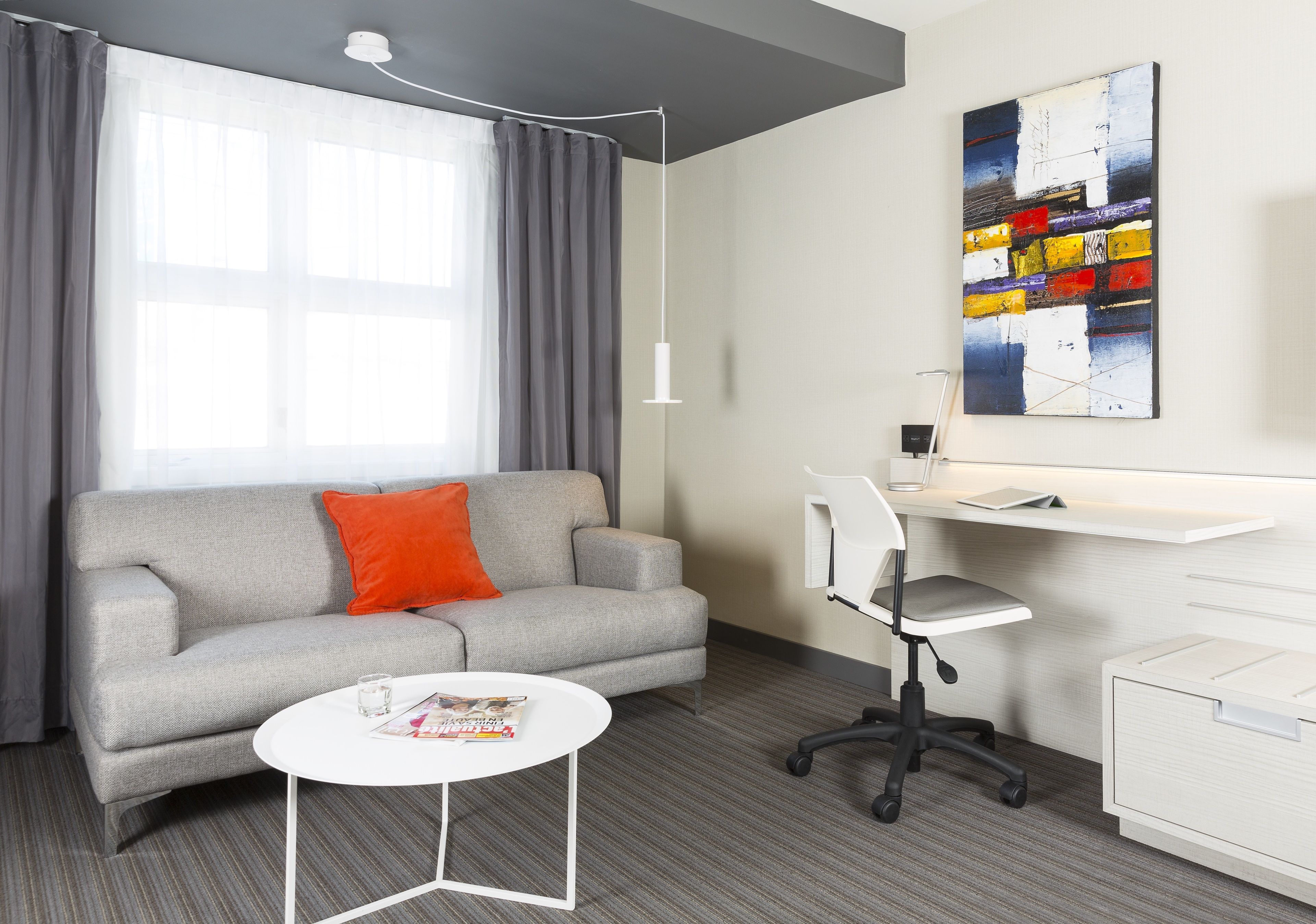 superior room, 1 king bed | living area | flat-screen tv, ipod dock