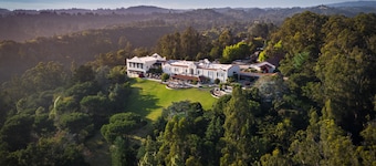 Chaminade Resort & Spa