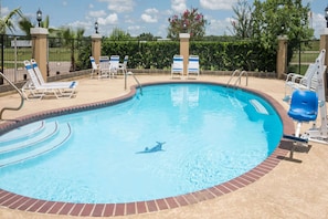 Seasonal outdoor pool