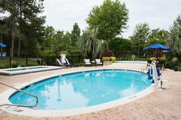 2 outdoor pools, open 10 AM to 10 PM, pool loungers