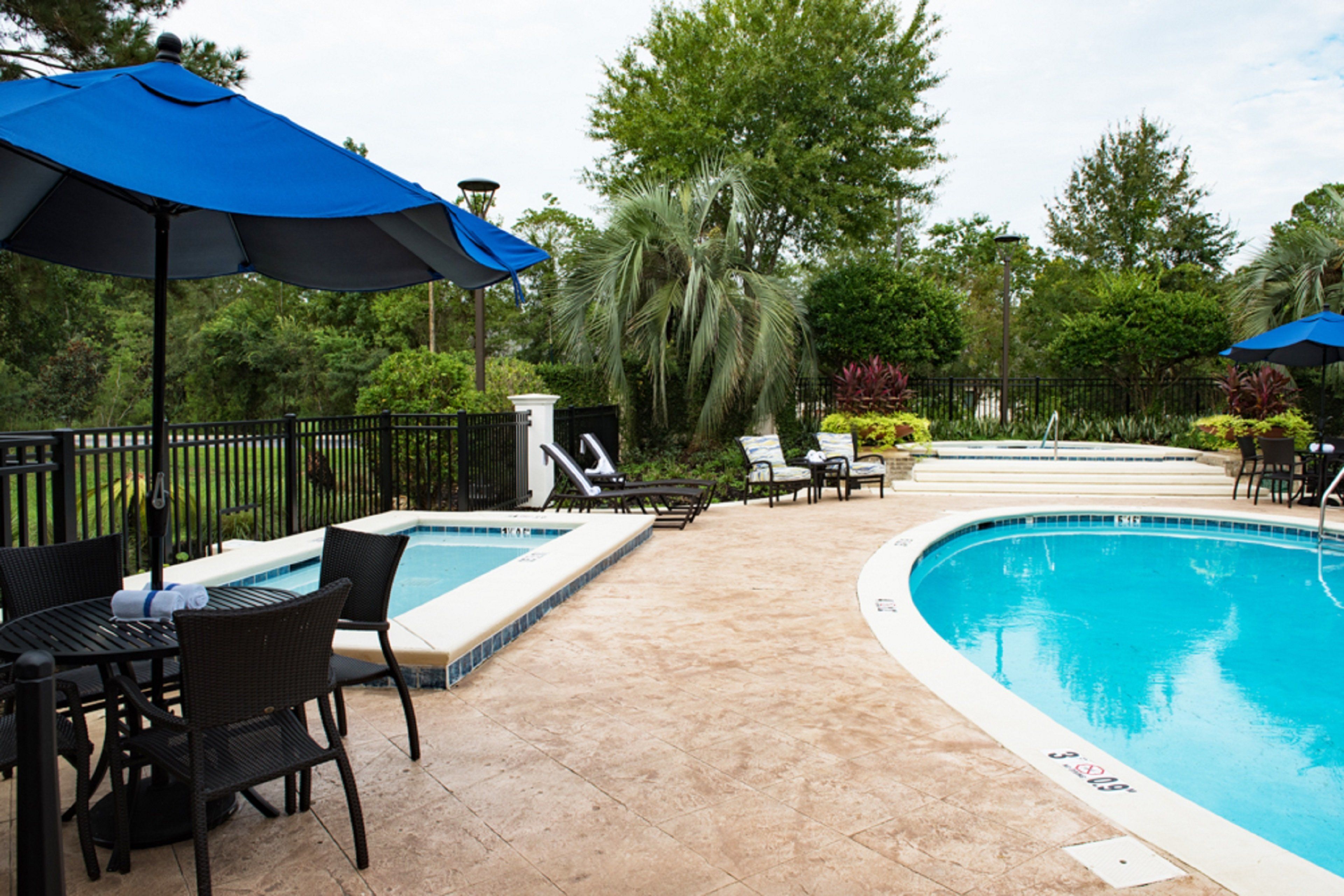2 outdoor pools, open 10 am to 10 pm, pool loungers