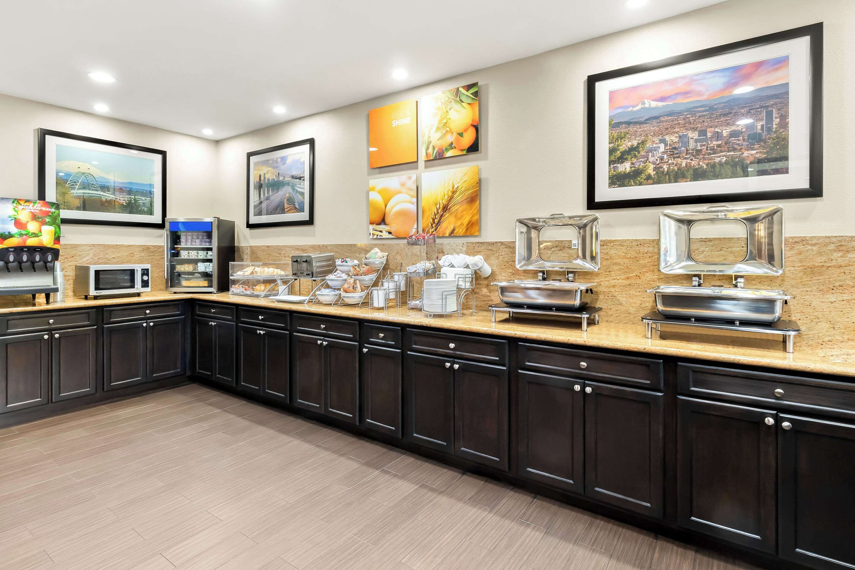 free daily on-the-go breakfast